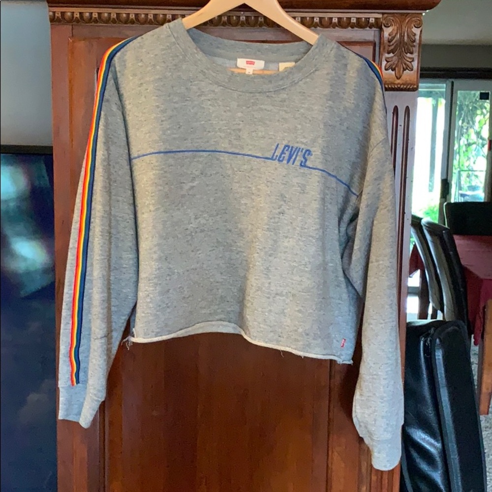 Levi’s Crop Sweatshirt